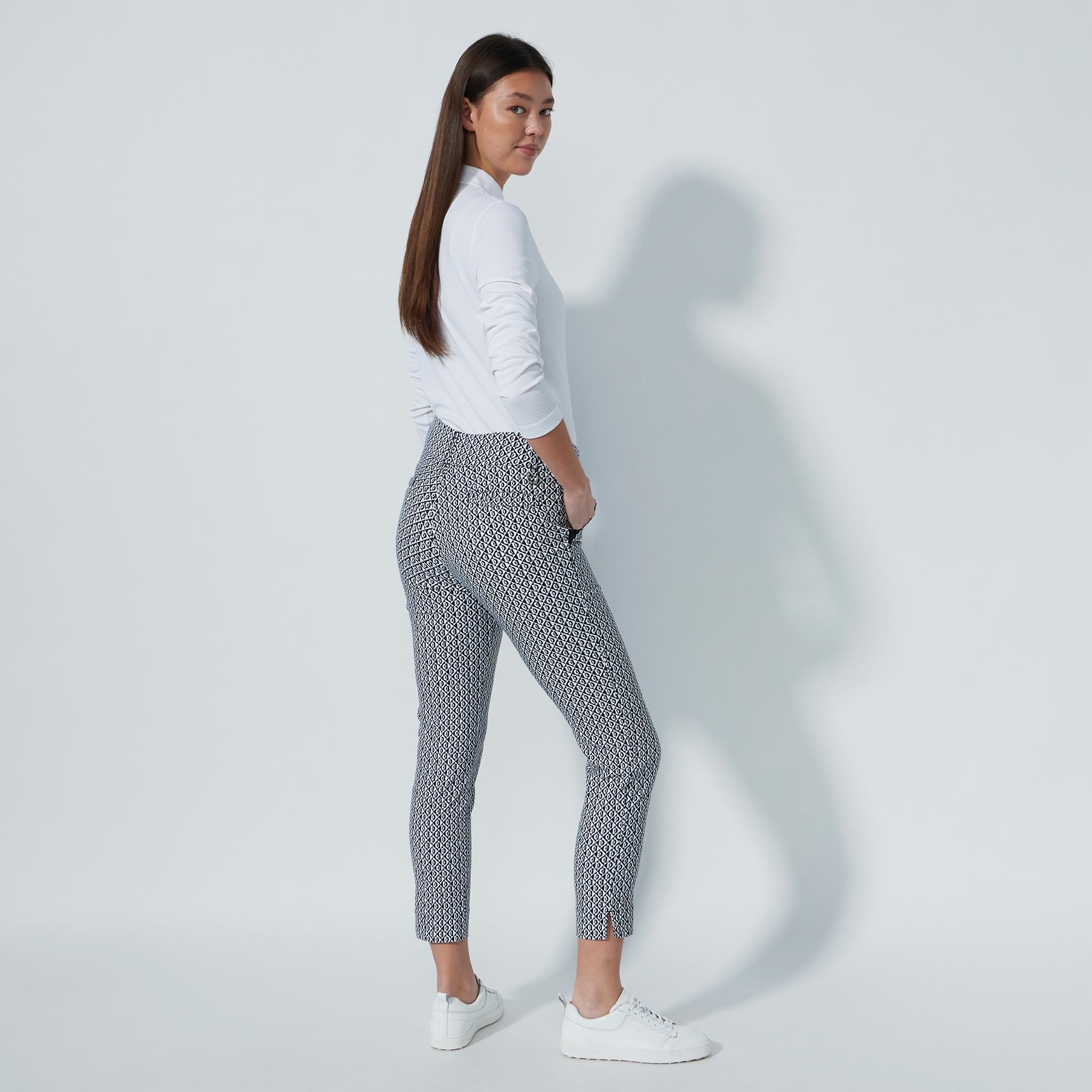 Daily Sports Magic Motif High Water Ladies Golf Pants Diamond 94CM